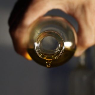 Olio di Argan: i 5 benefici che idratano e proteggono la vostra pelle