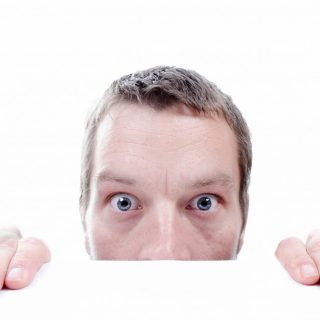 Vacanze finite e pelle spenta e grigia? Niente paura esiste una skin detox anche per la pelle maschile.