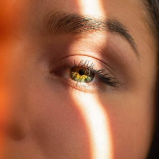 Mesobotox: trattamento botulino light per una “glass skin” Mesobotox: trattamento botulino light per una “glass skin”