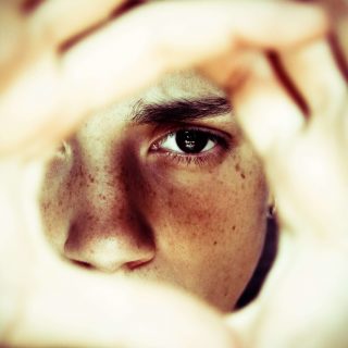 Riduzione del campo visivo: si può curare con la blefaroplastica?